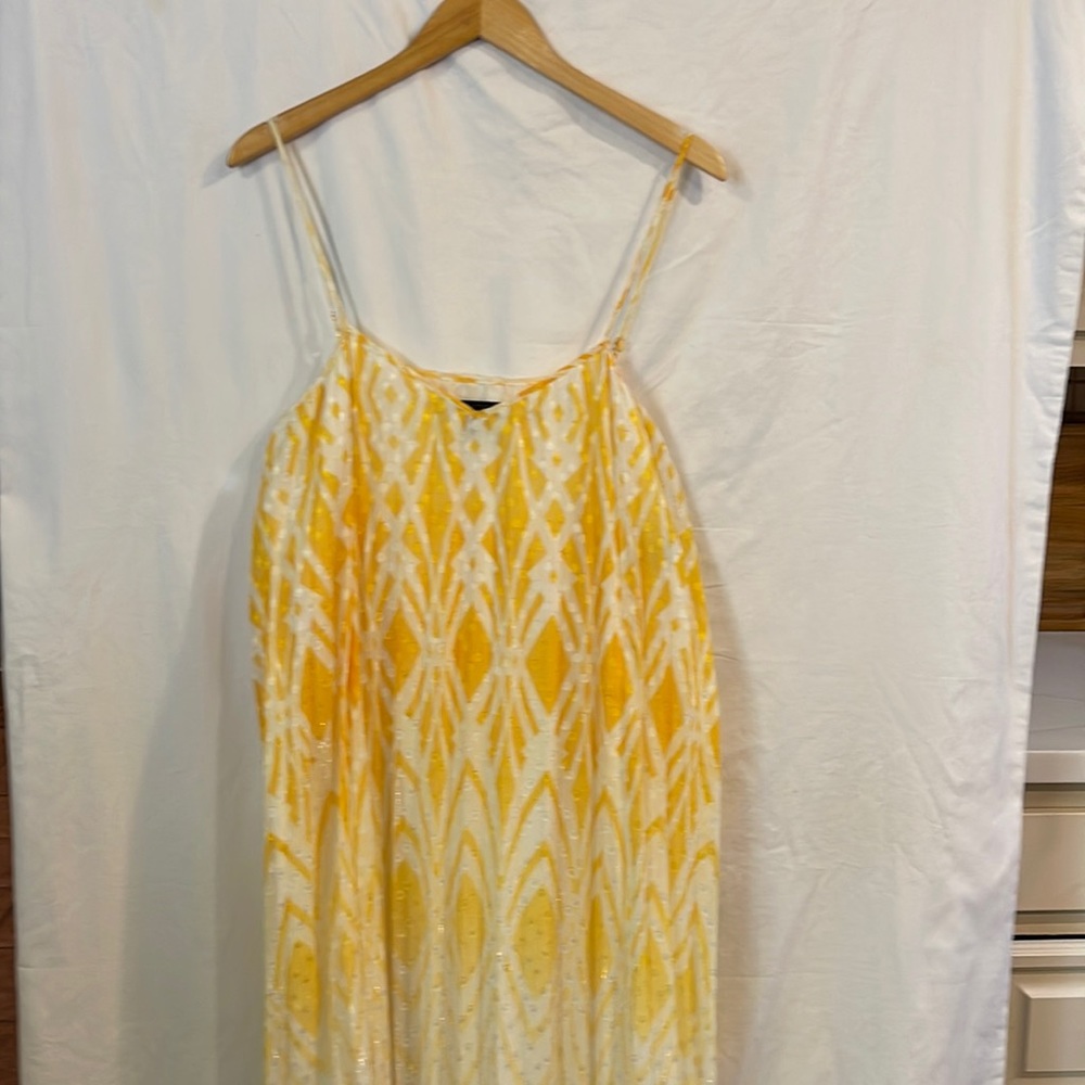 Beautiful yellow and white Rachel by Rachel Zoe maxi dress.